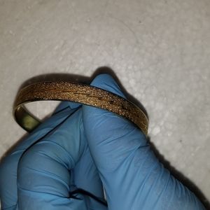 Bracelet - Gold-Color rough exterior textured